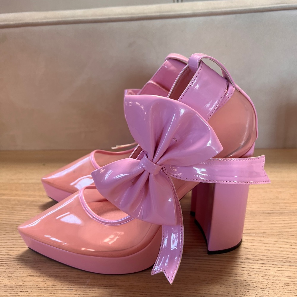Sugar Thrillz x Dolls Kill Pink Patent & Clear Bow Platform Heels – US 9